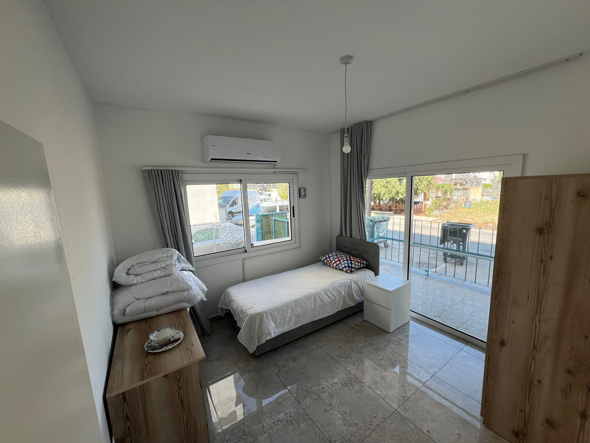 Student Dormitory - Single image 3